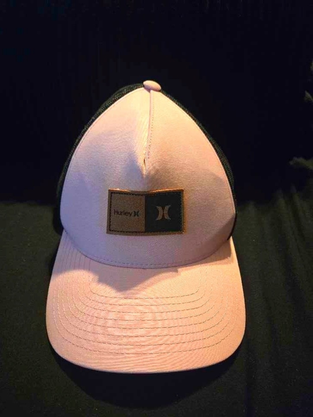 Hurley The Classics Yupoong Trucker Hat - Pink / Black - One Size Snapback
Exce